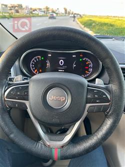 جيب جراند شيروكي